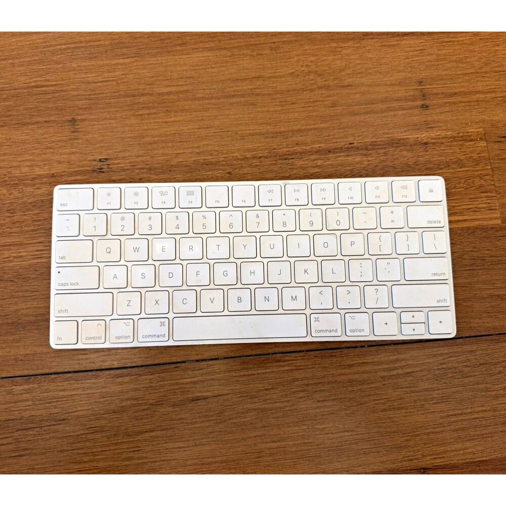 Apple Magic Keyboard A1644 Wireless Bluetooth QWERTY English White/Silver